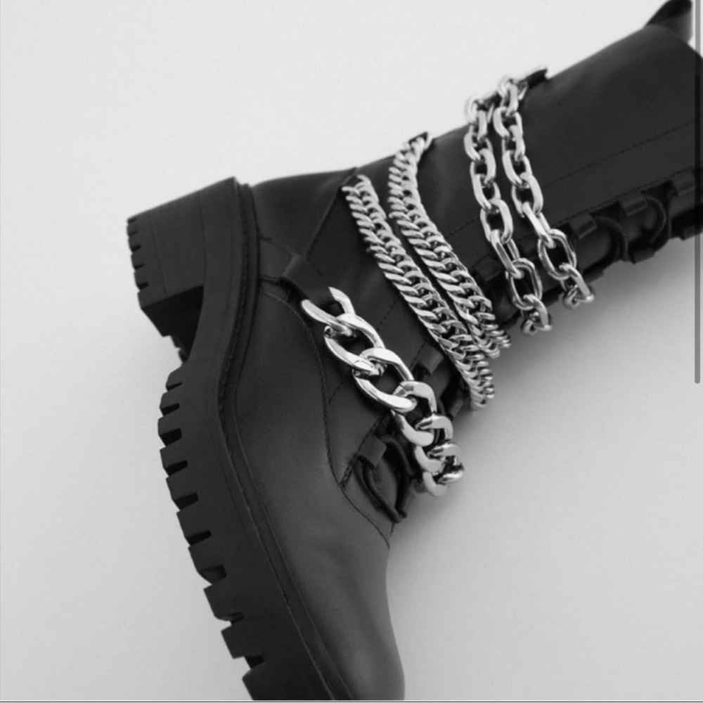Chain Trim Low Heel Leather Boot
